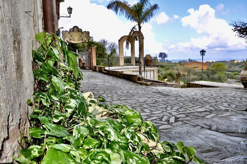 Villa Martius San Pier Niceto Exterior foto